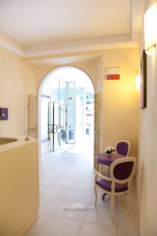 Albergo Roma Borgo Val di Taro Exterior photo